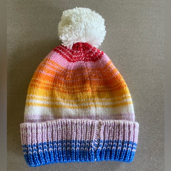 Old Navy Knit Pom Pom Beanie Hat - Picture 3 of 5